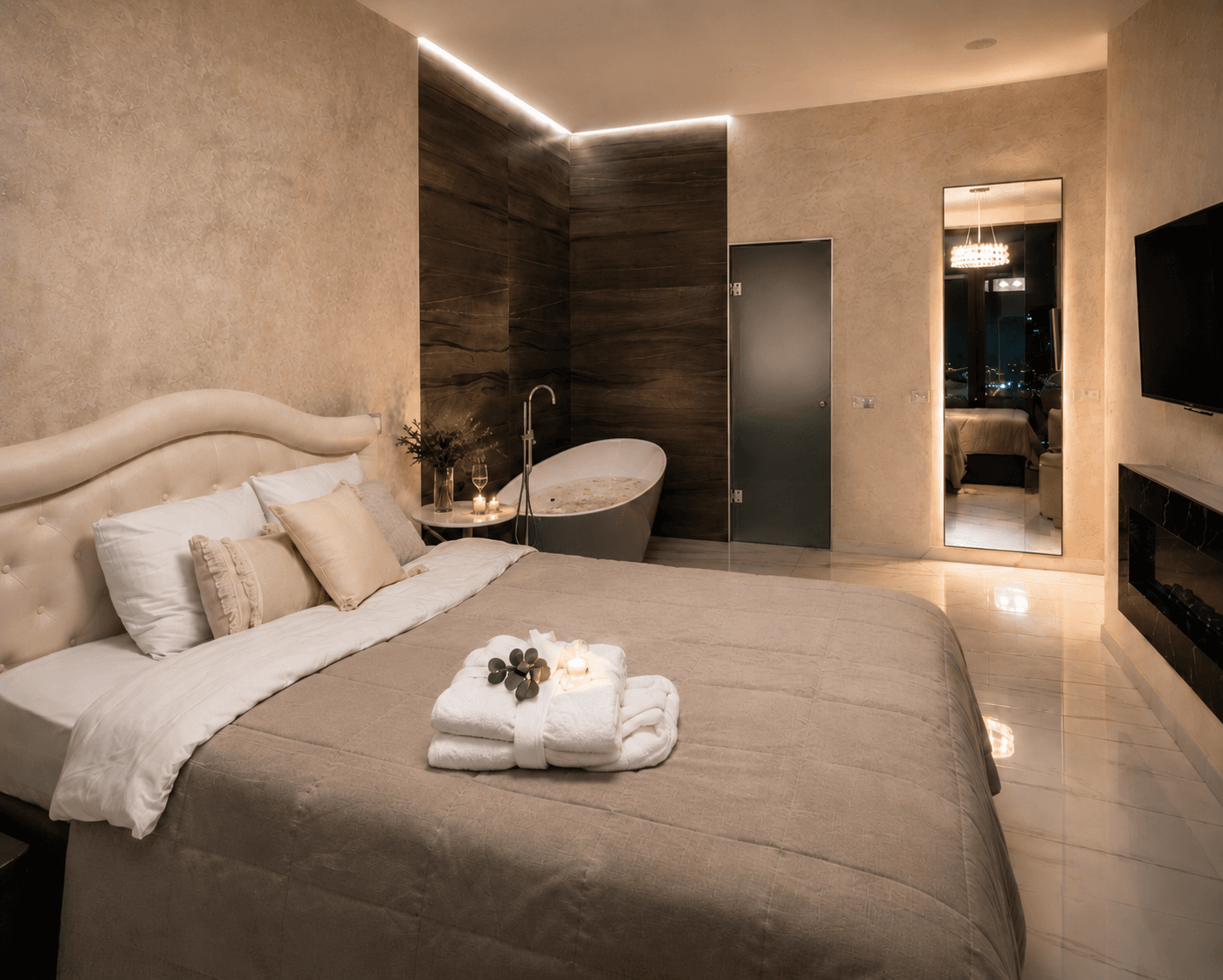 Luxury with Panoramic Bathtub