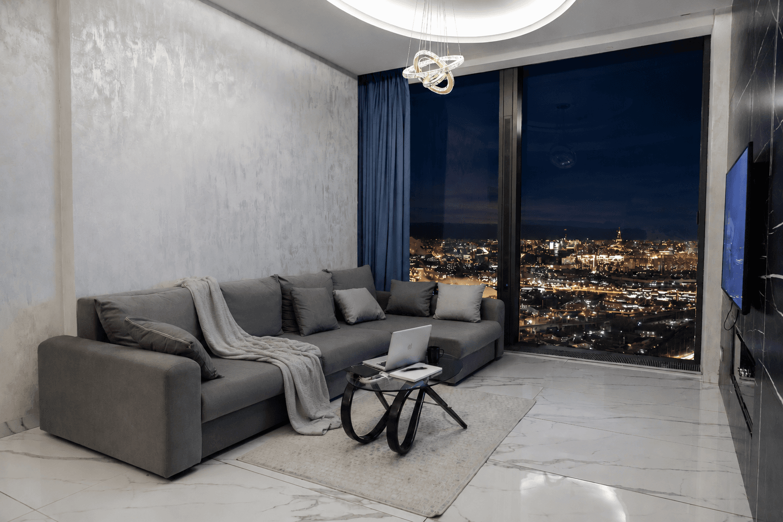 Luxury with Panoramic Bathtub