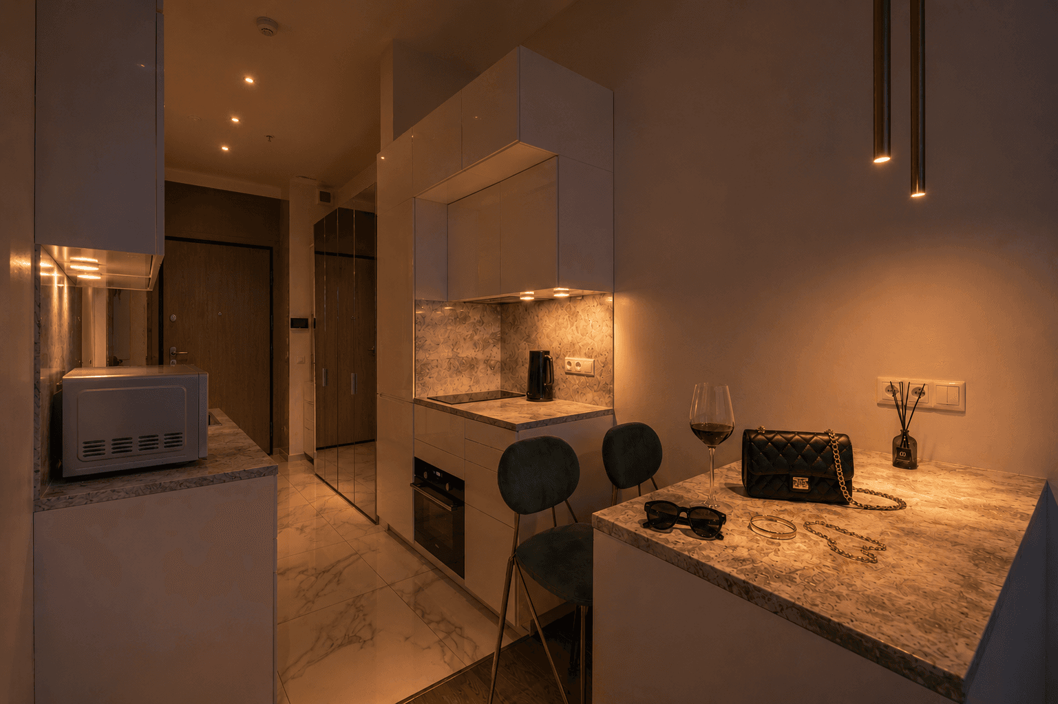 Luxury Studio