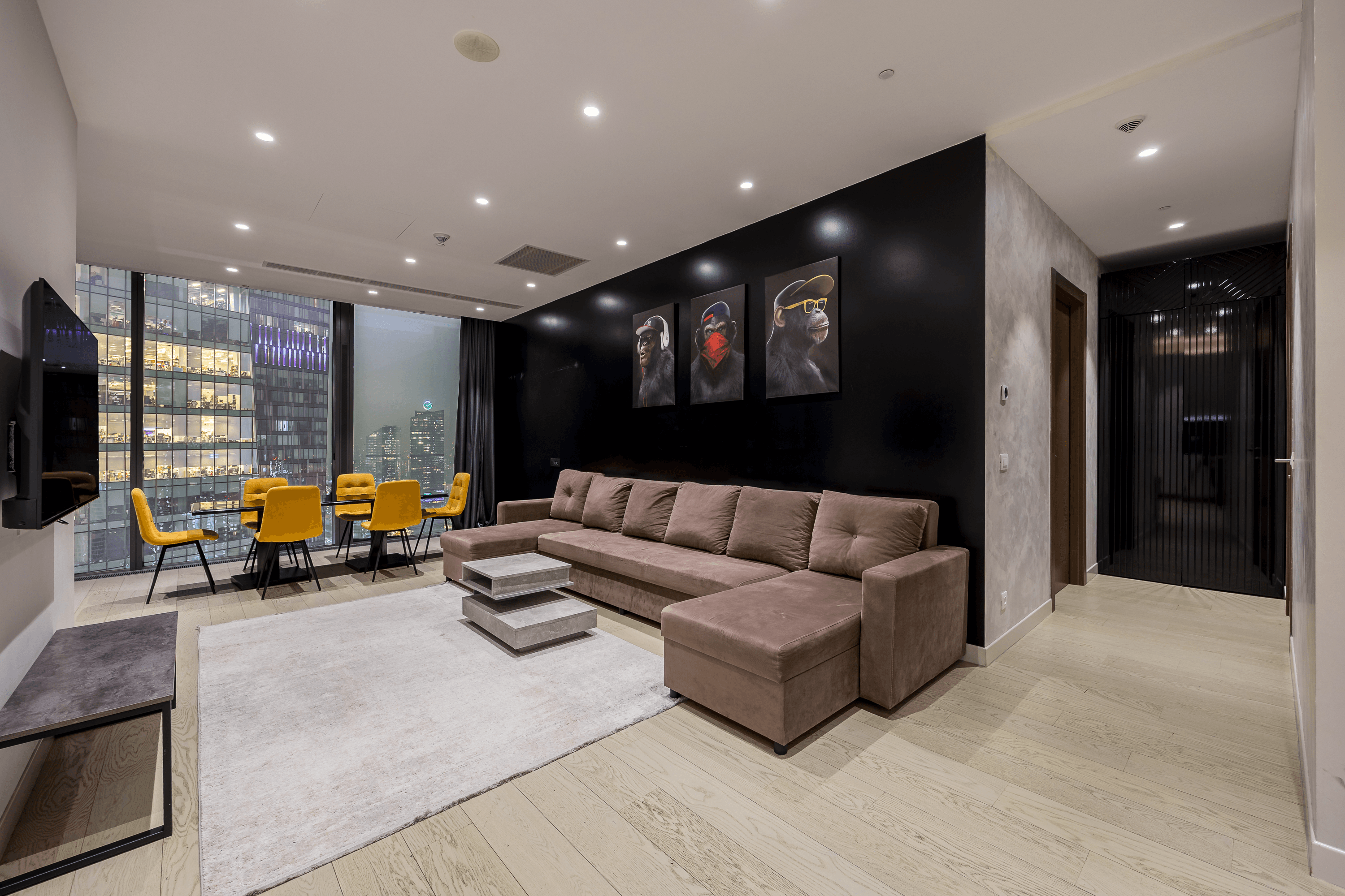Premium Corner Panoramic Views
