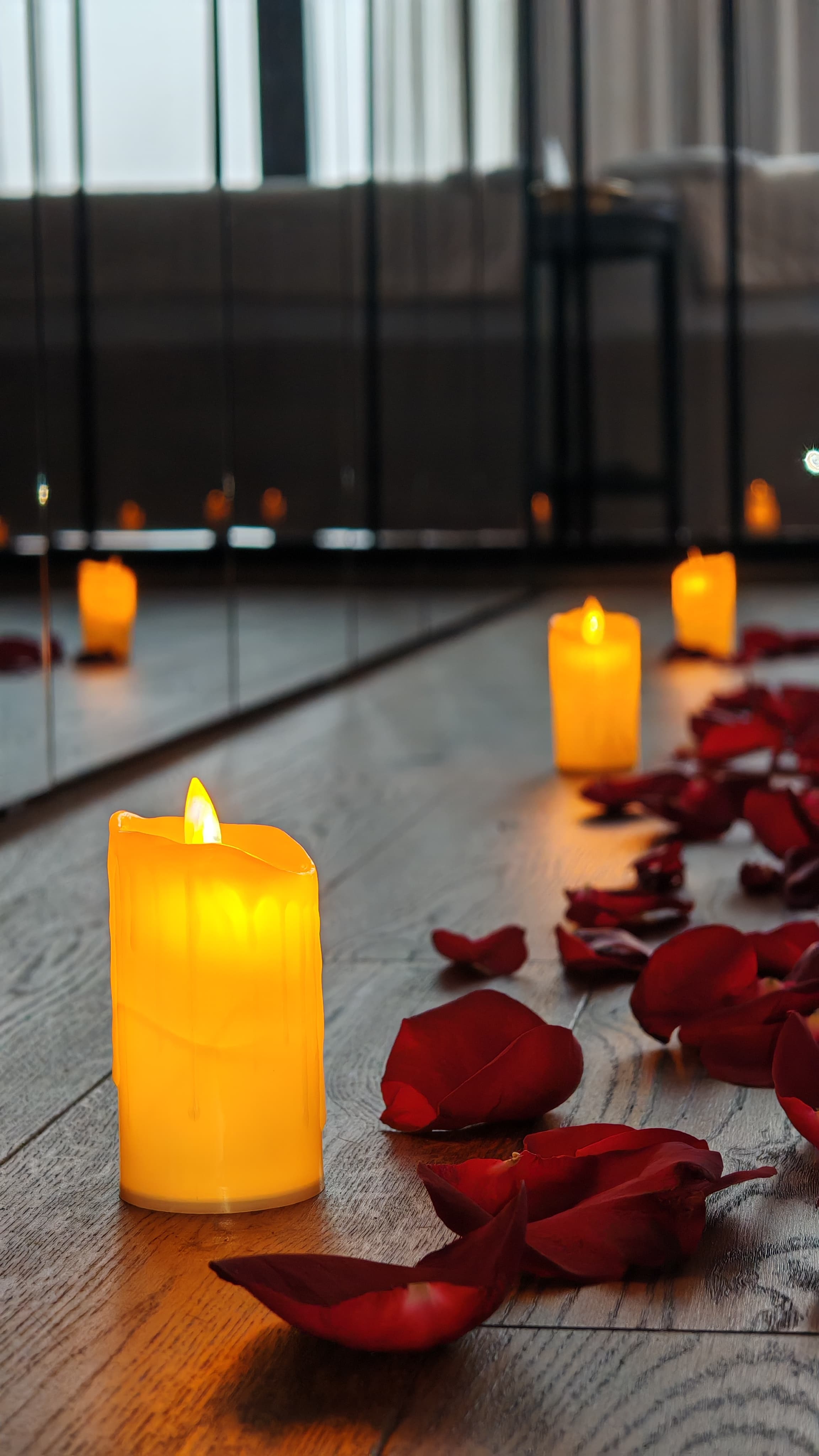 Romantic Date - Photo 3
